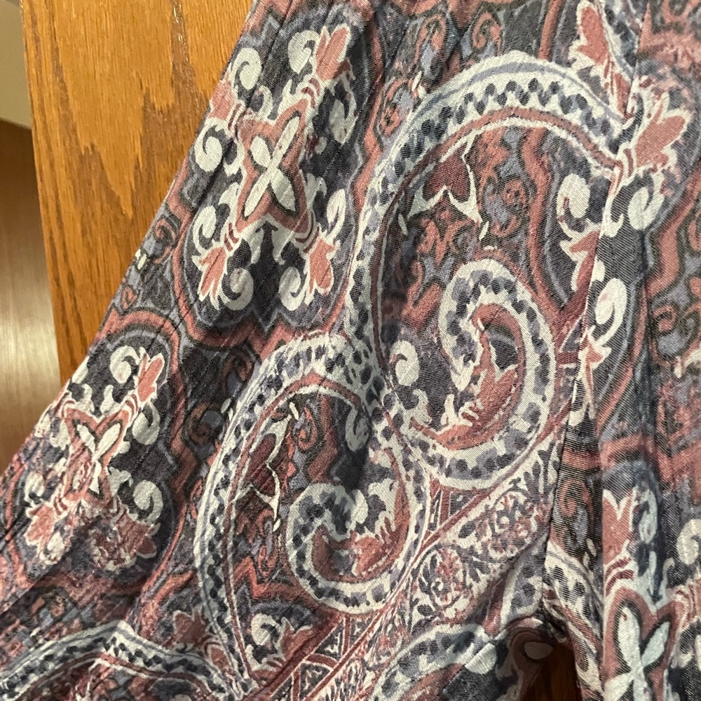 Brina and Em paisley boho style shirt. Size 2X. EUC. Lightweight and flowy. - Picture 3 of 4